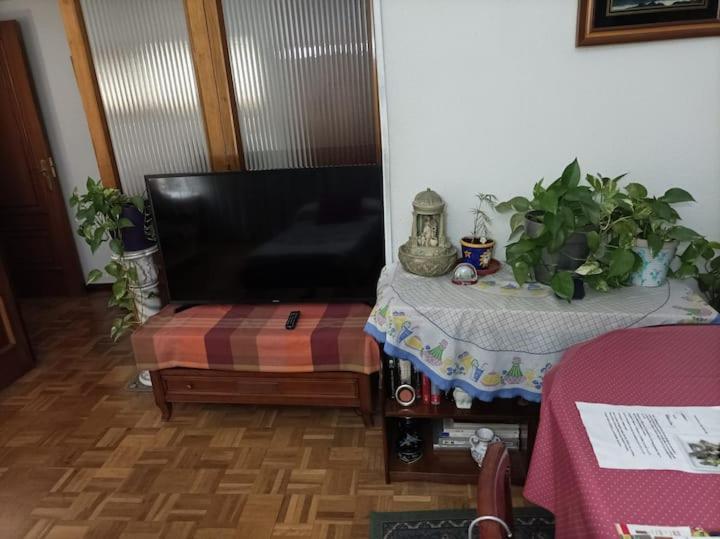 Accommodatie bij particulieren Alameda De Osuna Aeropuerto Madrid